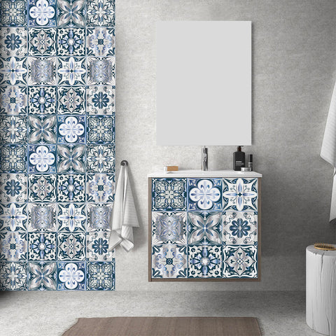 Fresh blue and white: the elegant beauty of tile stickers