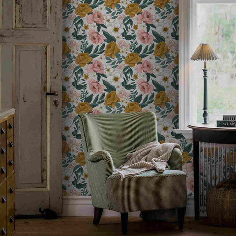 Elegant Floral Wallpaper - Soft Tones and Exquisite Flowers in Natural Harmony