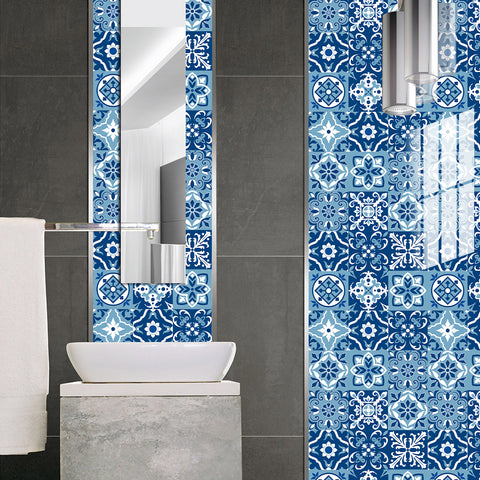 Quiet blue and white rhyme: the classic style of tile stickers