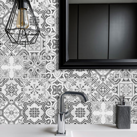 Classic black and white: the eternal beauty of tile stickers