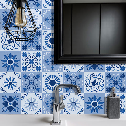 Blue and white classic: the eternal charm of tile stickers