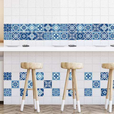 Quiet blue and white rhyme: the classic style of tile stickers