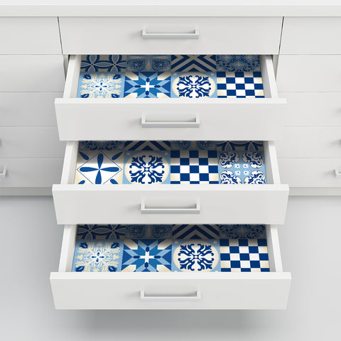 Fresh blue and white: the simple beauty of tile stickers