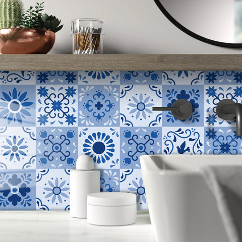 Blue and white classic: the eternal charm of tile stickers