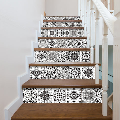 Black and white fashionable tile stickers: interpreting the eternal charm of classics