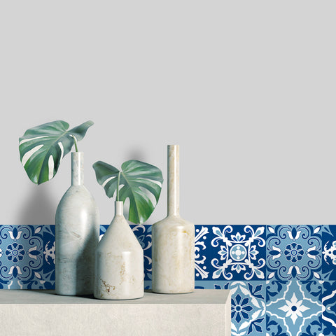 Quiet blue and white rhyme: the classic style of tile stickers