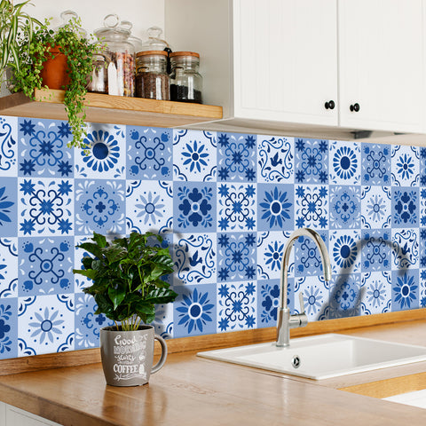 Blue and white classic: the eternal charm of tile stickers