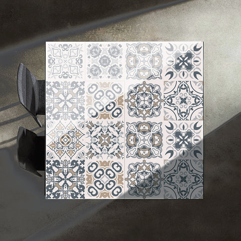 Light gray-brown tone: the retro elegance of tile stickers