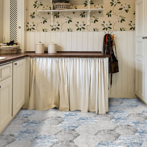 Blue and white interwoven hexagonal tiles: fresh and steady, personality charm