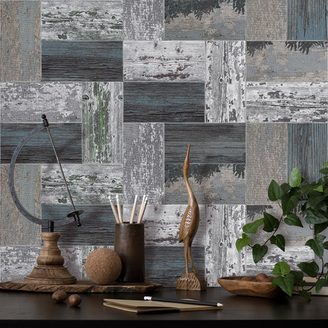 Distressed Green and White Wood Grain Wallpaper – Rustic Charm