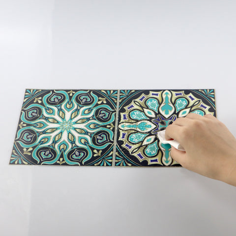 Mysterious blue and gold tone: the exotic style of tile stickers