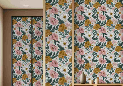 Elegant Floral Wallpaper - Soft Tones and Exquisite Flowers in Natural Harmony
